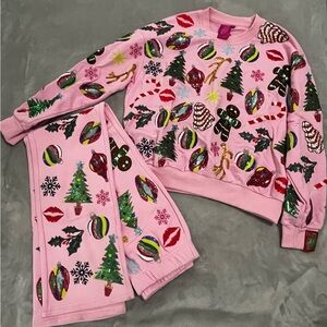 QUEEN OF SPARKLES Pink Holiday Print Sweatshirt & Pants Set
